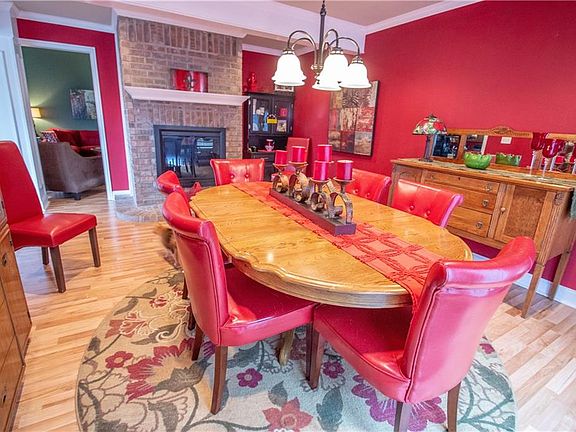 4th image of 1501 Cedar Knoll Dr