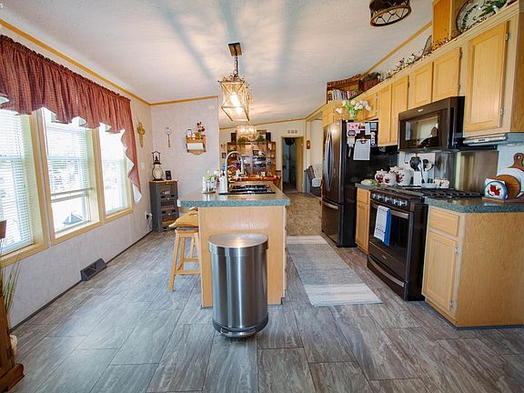 4th image of 2614 Tiffin Ave #89