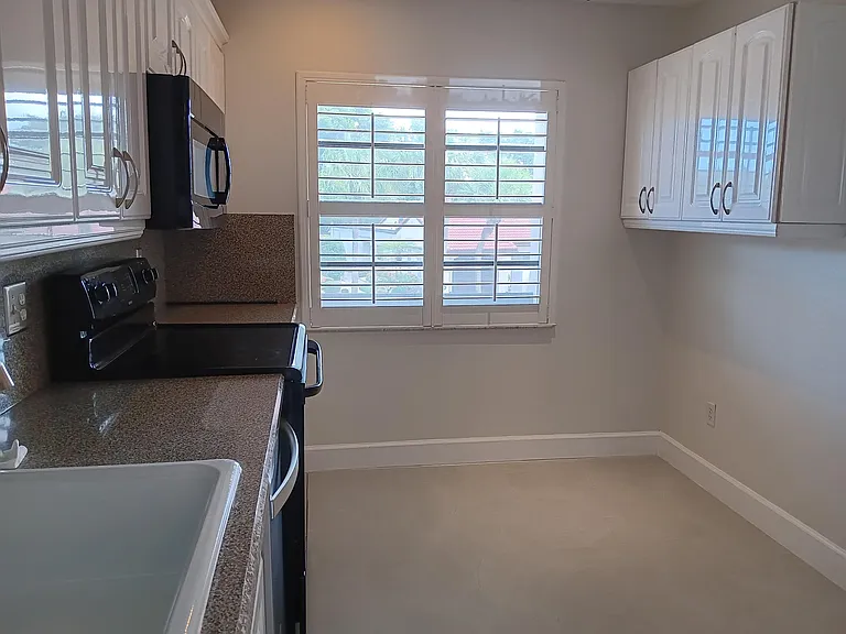8045 Eastlake Dr #1G — Photo 12