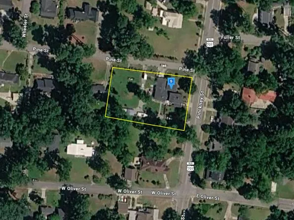 1111 Pinckney St, Whiteville, NC 28472
