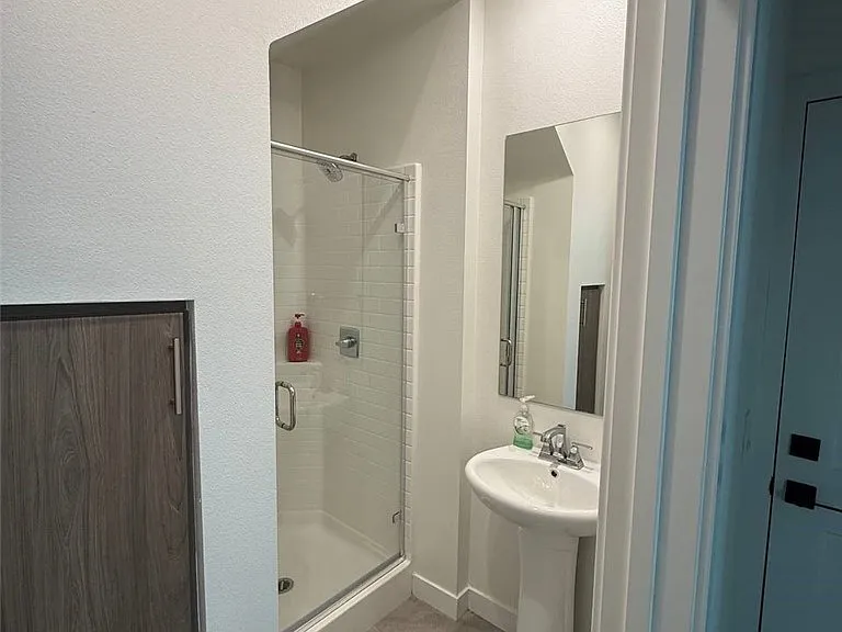 2317 W Broadway #35 — Photo 4