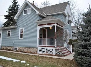 412 S 6th Ave #A, West Bend, WI 53095