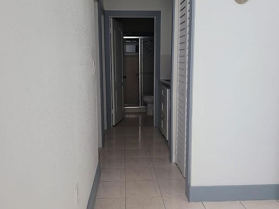 3rd image of 14661 SW 52nd St #2/1