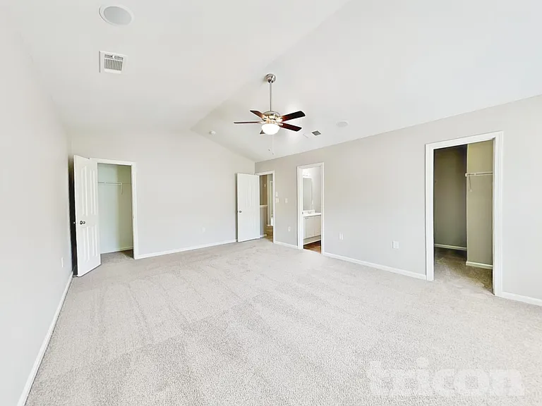 5251 Grays Ridge Dr — Photo 6