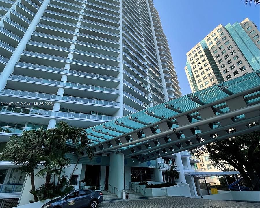 1st image of 2627 Bayshore Dr #706