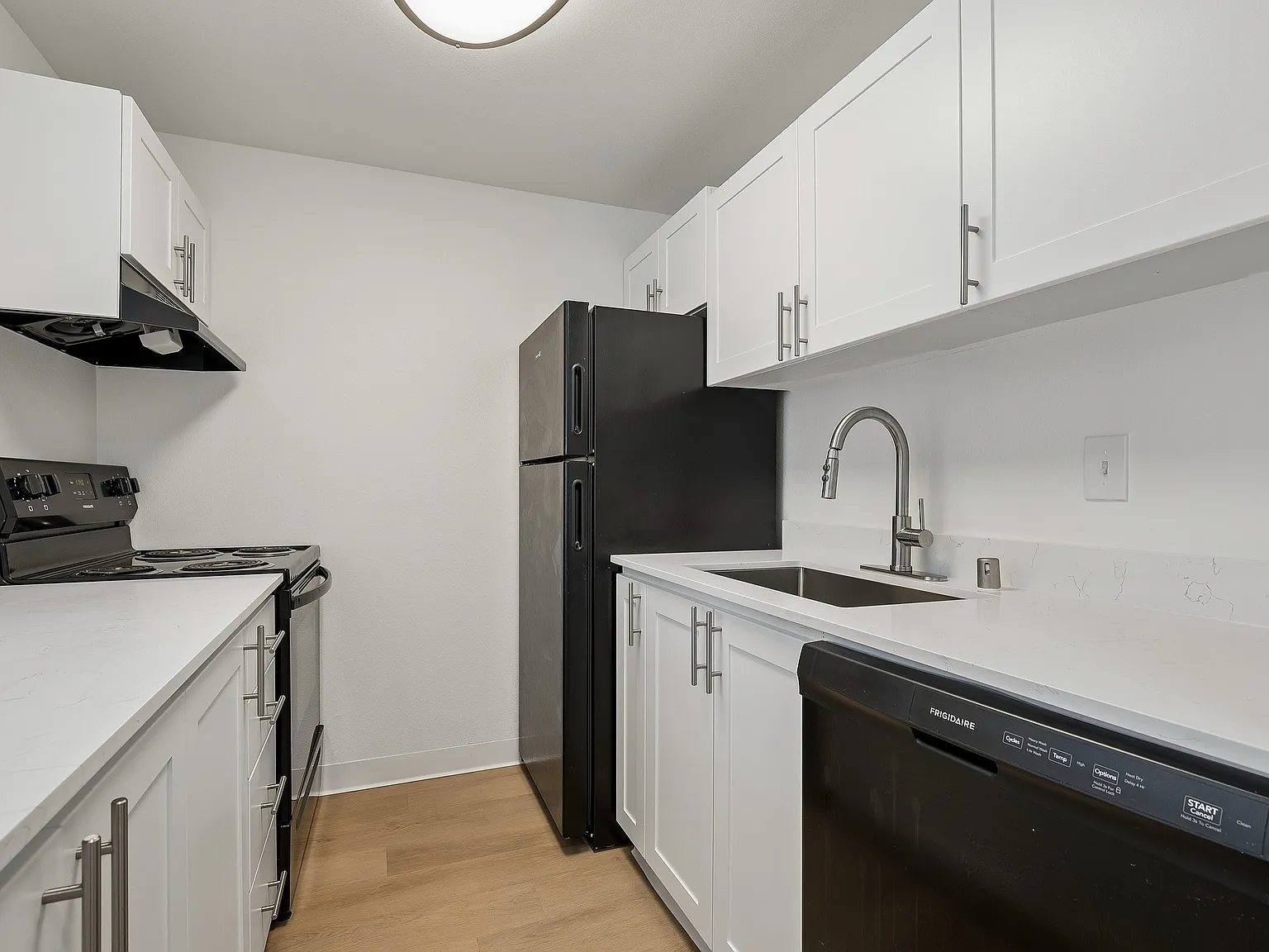 ReNew Waterview — Photo 1