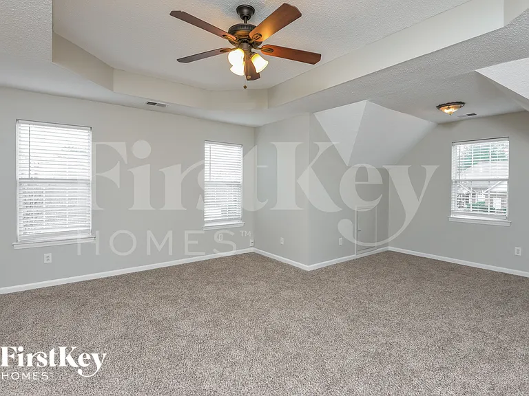 3021 Bowron Rd — Photo 10