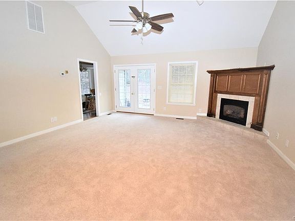 2nd image of 14402 Sonnenburg Dr