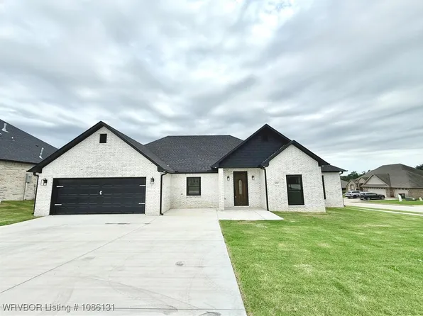 614 Legacy Blvd, Van Buren, AR 72956