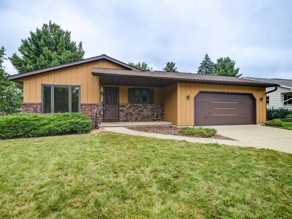 6720 Hubbard Avenue, Middleton, WI 53562