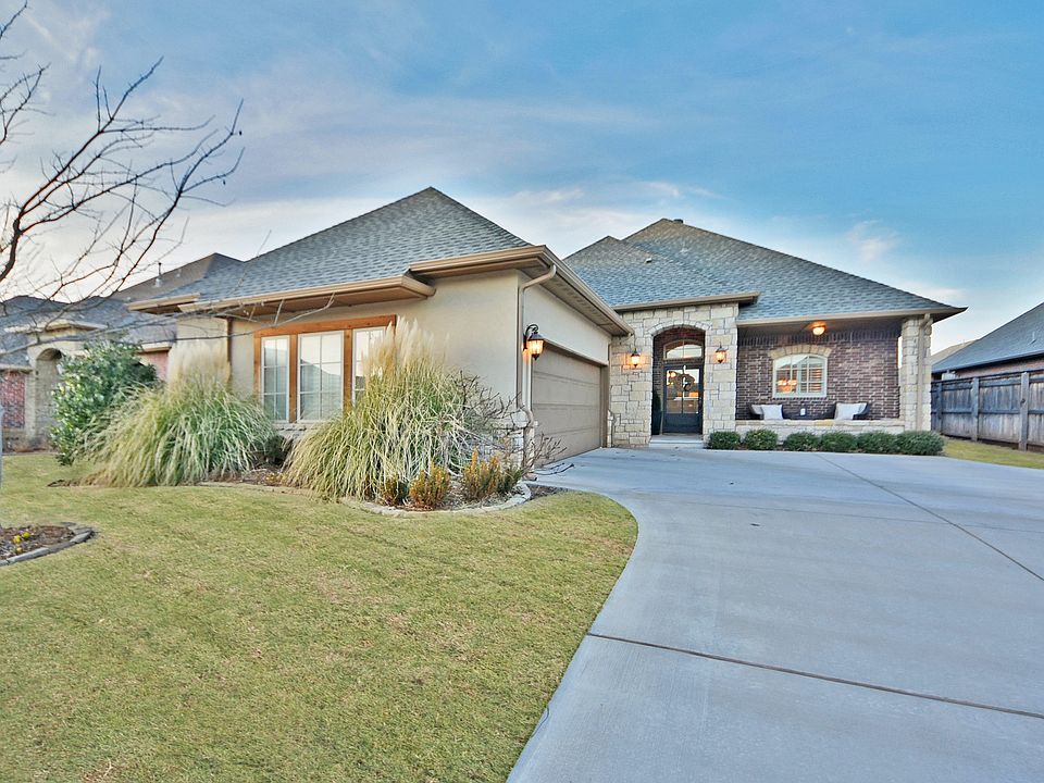 1st image of 5517 NW 125th Ct