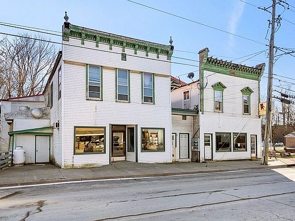 3rd image of 68 East St