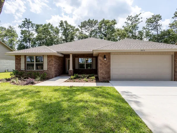 5839 Crestlake Dr, Crestview, FL 32536