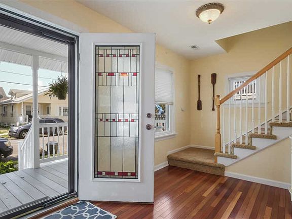 5th image of 49 Sunset Pl