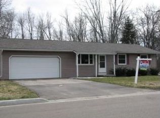 917 Elm St, Winneconne, WI 54986