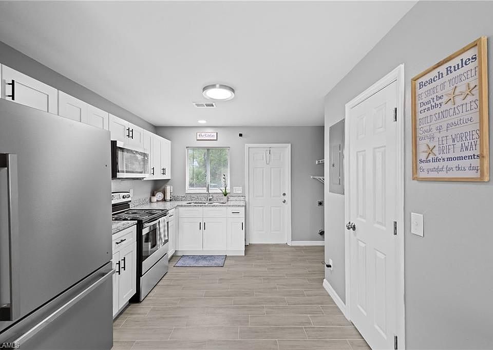 1st image of 109 Gordon Ave S