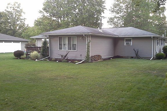 5th image of 18 Landau Dr