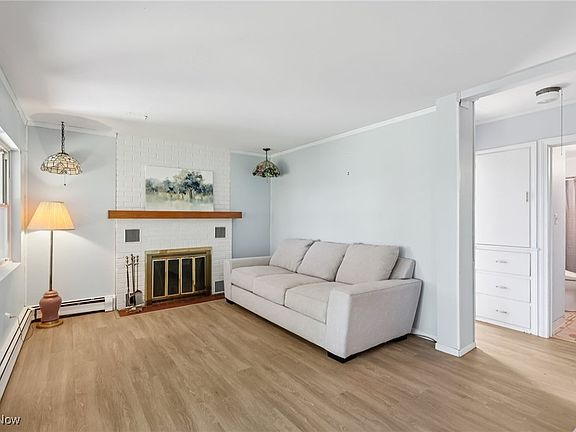 5th image of 5135 Edgewater Dr