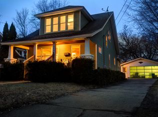 303 Center St, Coopersville, MI 49404