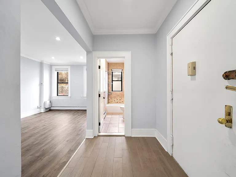 Renovated one bedroom