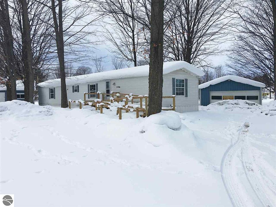 1st image of 2786 Ironwood Dr W