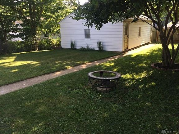 3rd image of 1833 King Ave