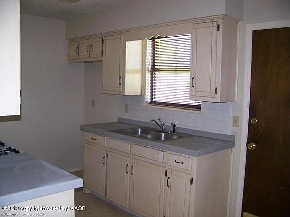 2nd image of 2615 16th Ave