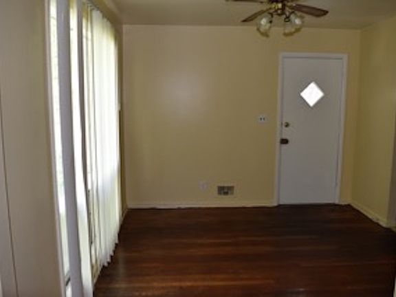 3rd image of 542 S 5th Ave