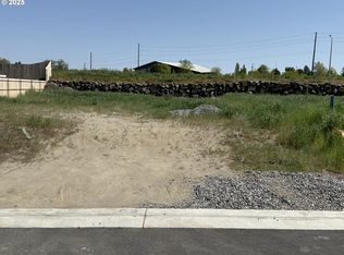 1277 SE 9th St, Hermiston, OR 97838