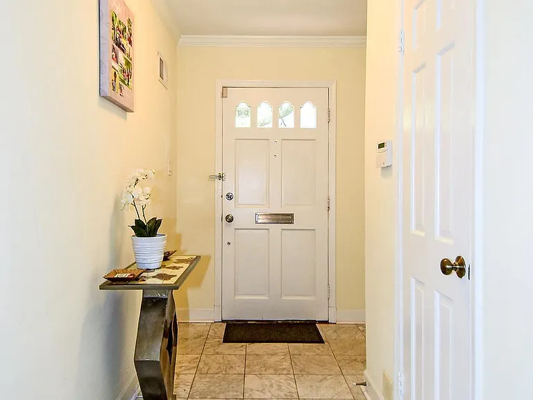 5153 Westbard Ave #15 — Photo 7