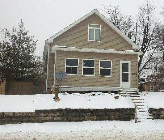 1st image of 1004 Spring St