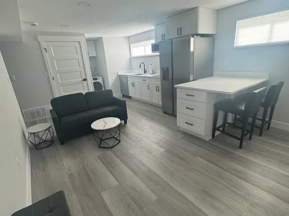 8129 S 1475 E, Sandy, UT 84093