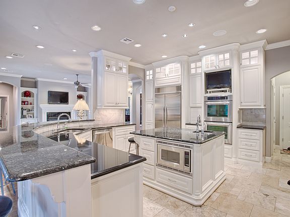 2nd image of 13208 Canyon Lakes Dr