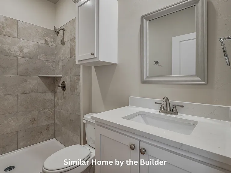 121 Sterling Dr — Photo 23
