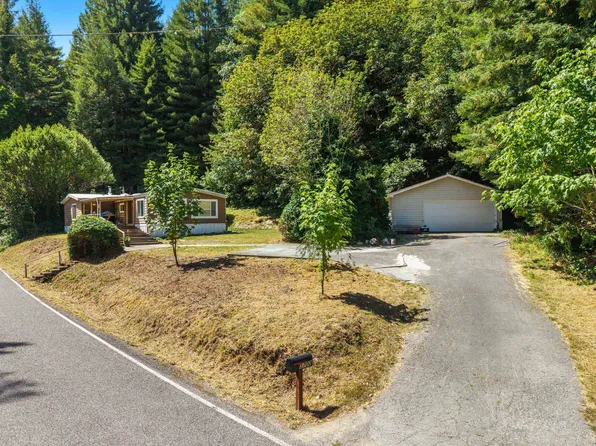 5700 S Bank Rd, Crescent City, CA 95531