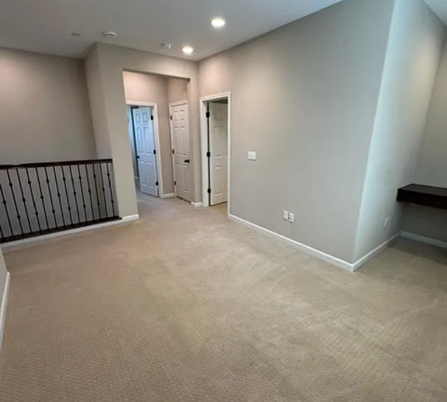 5652 Cornerstone Dr — Photo 25
