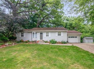 3610 Urbandale Ave, Des Moines, IA 50310