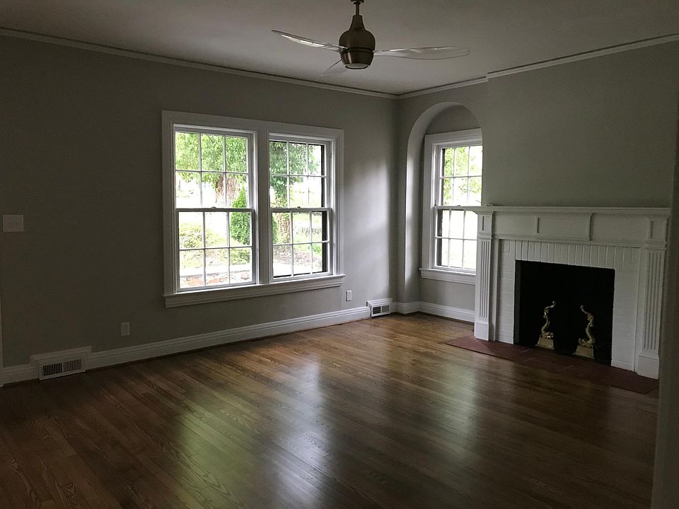 303 Warren St, Greensboro, NC 27403 Zillow