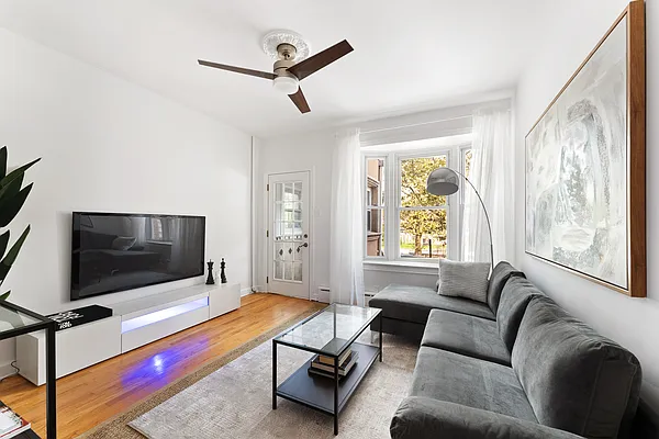Sold by Compass | media 3