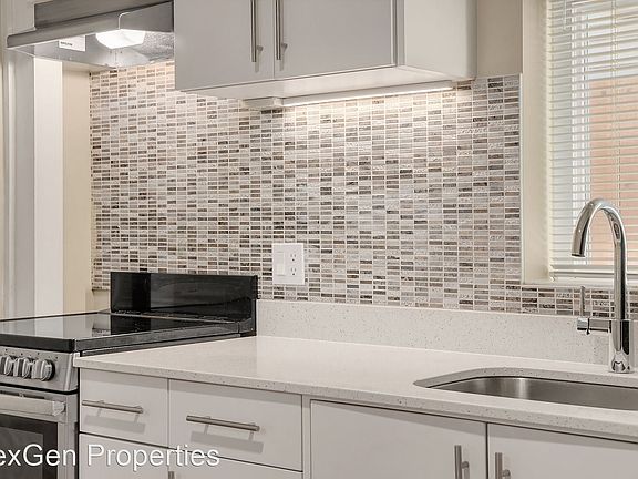 4th image of 1307 N Northgate Way #9140010