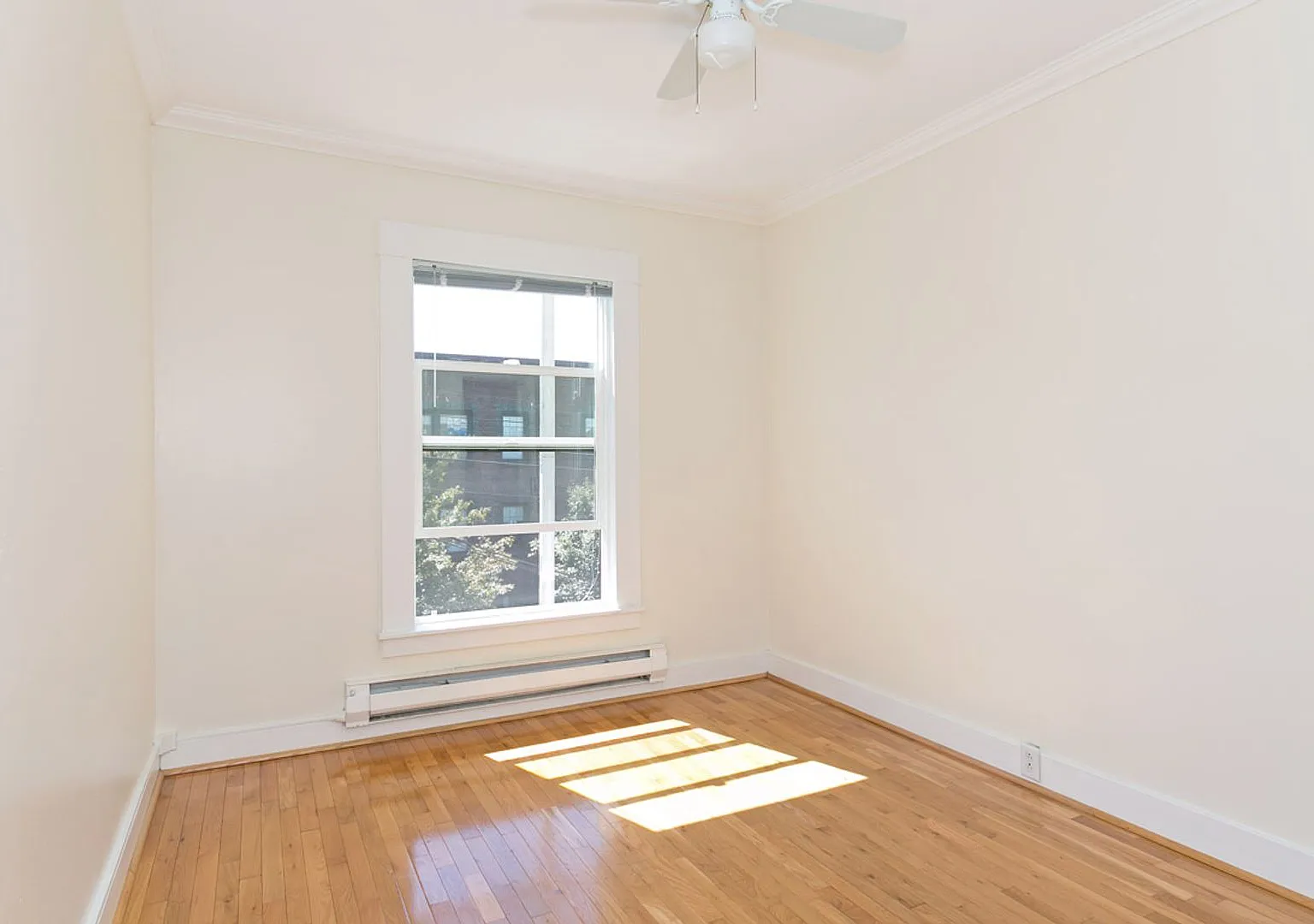 Blaine Apartments — Photo 2