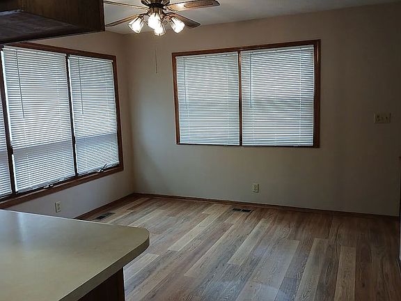 4th image of 4101 Pioneers Blvd