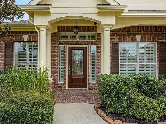 4th image of 13706 Lake Vista Dr