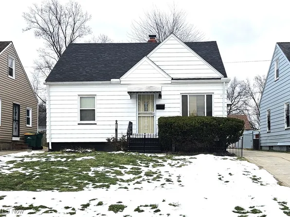 14500 Kennerdown Ave, Maple Hts, OH 44137