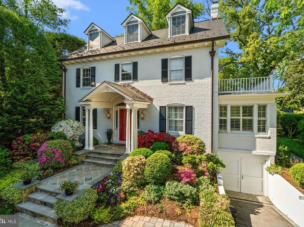 6108 Vernon Ter, Alexandria, VA 22307