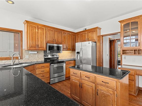 5th image of 12929 Reeder St