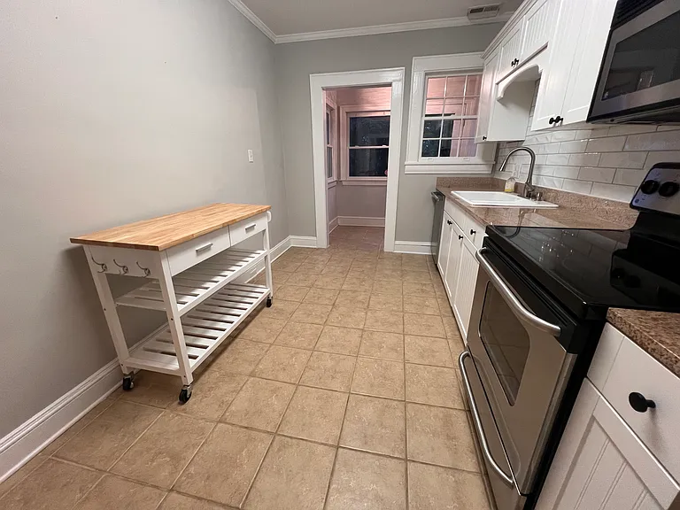 124 N Laurel Ave #3 — Photo 10