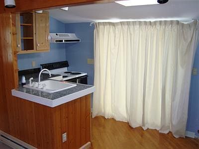 2nd image of 362 Scudder Avenue