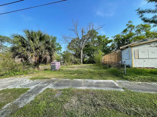 1967 W 12th St, Jacksonville, FL 32209