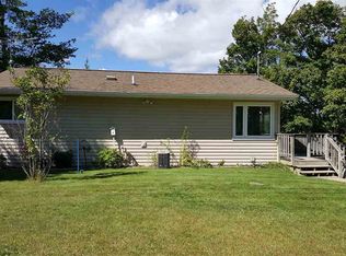 156 Wicklund Dr, Iron River, MI 49935